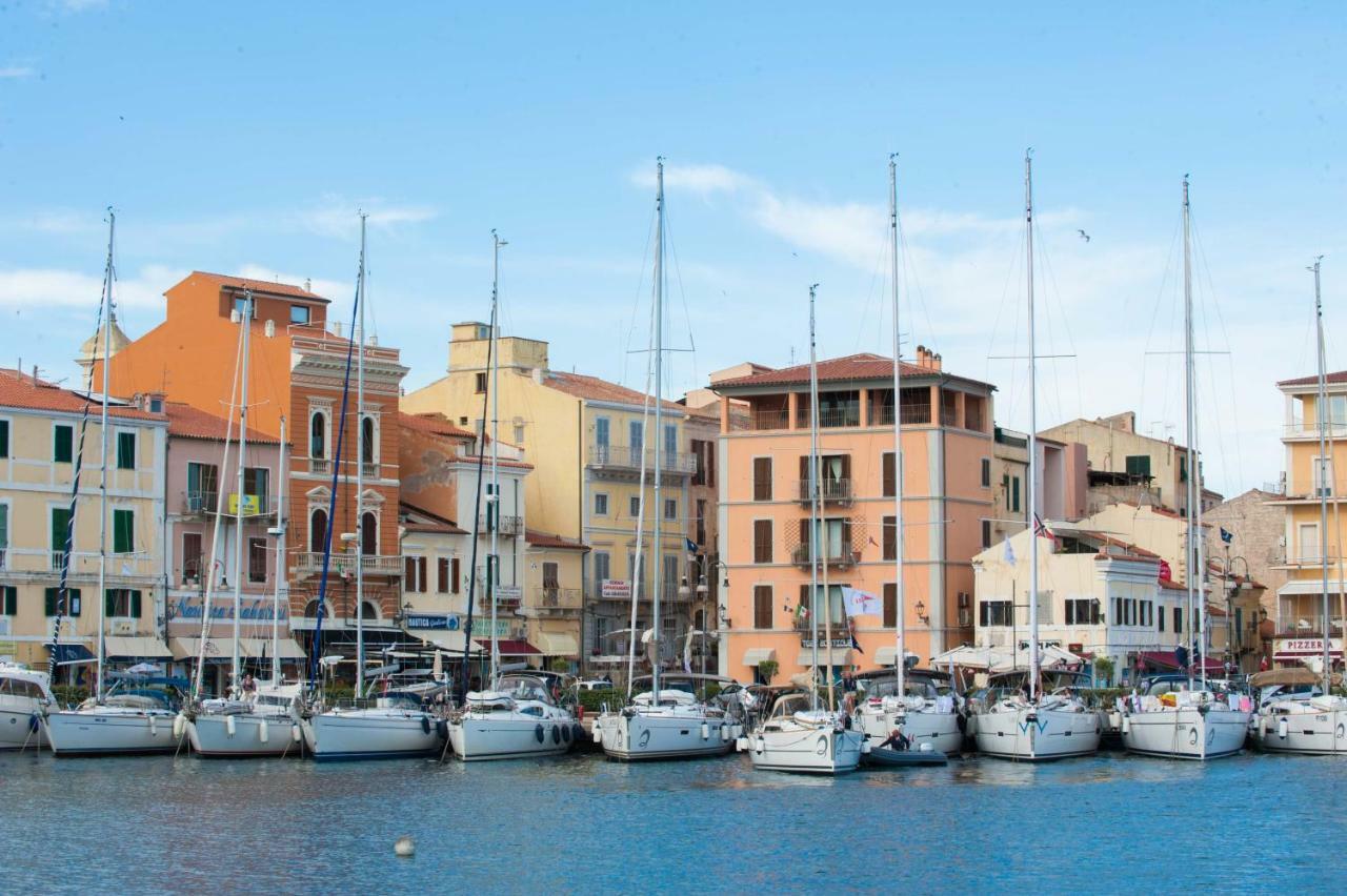 Aparthotel Residenze Le Vele&Le Maree La Maddalena  Exterior foto